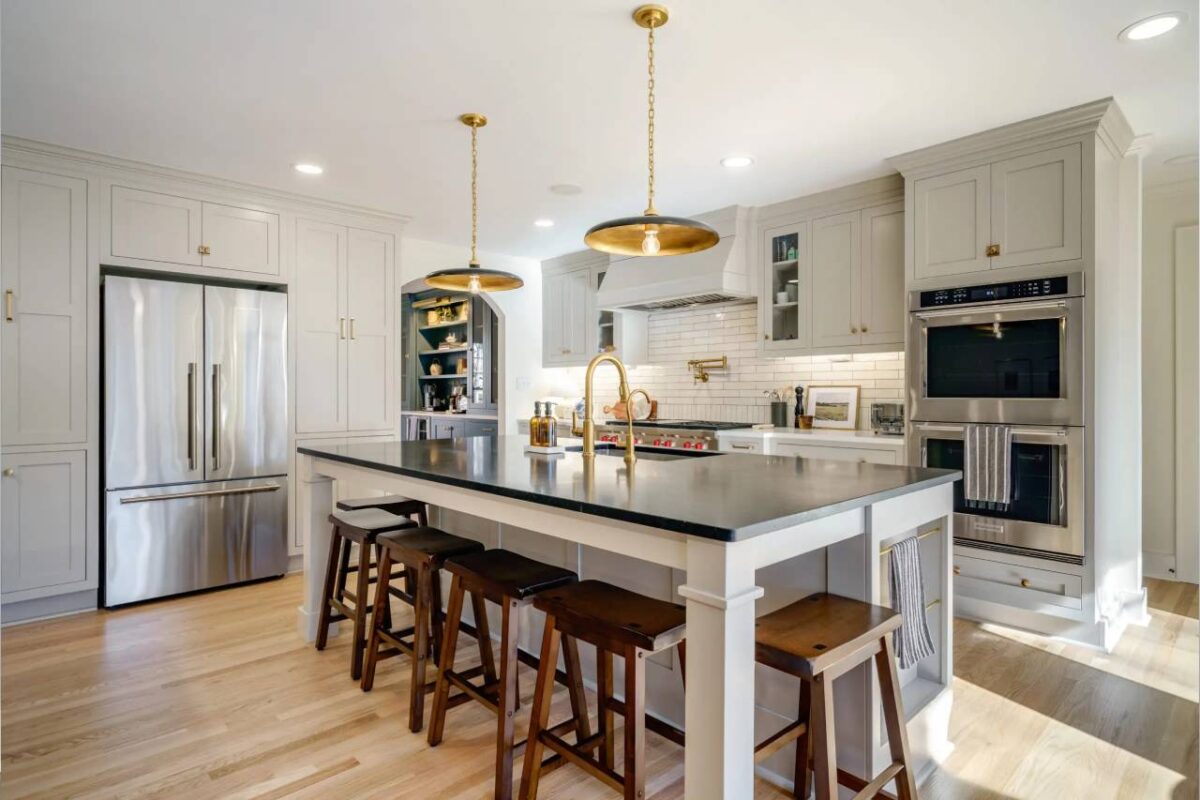 The Most Loved Kitchen Design Trends Across California in 2025